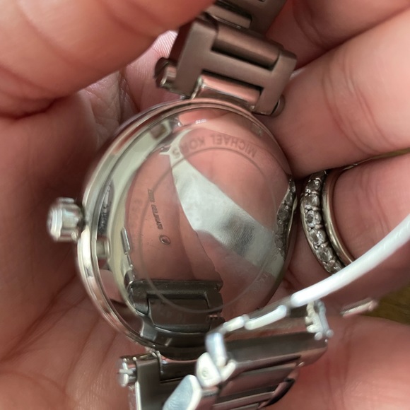 Michael Kors watch - Picture 4 of 5